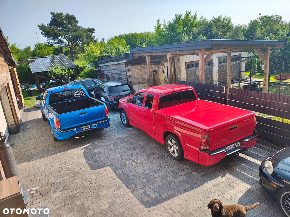 Toyota Tacoma - 5