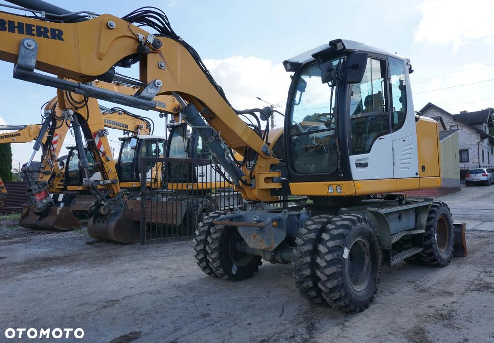 Liebherr A 912 - 2