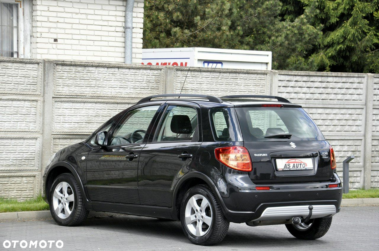 Suzuki SX4 1.6 Premium - 33
