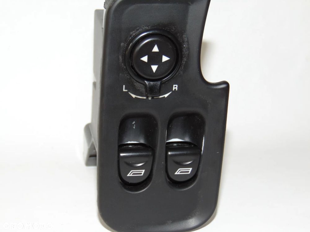 ORYGINAŁ przełącznik panel szyb kierowcy lewy Alfa Romeo 147 , 00-10r - 5