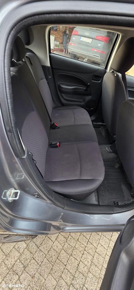 Mitsubishi Space Star 1.0 - 14