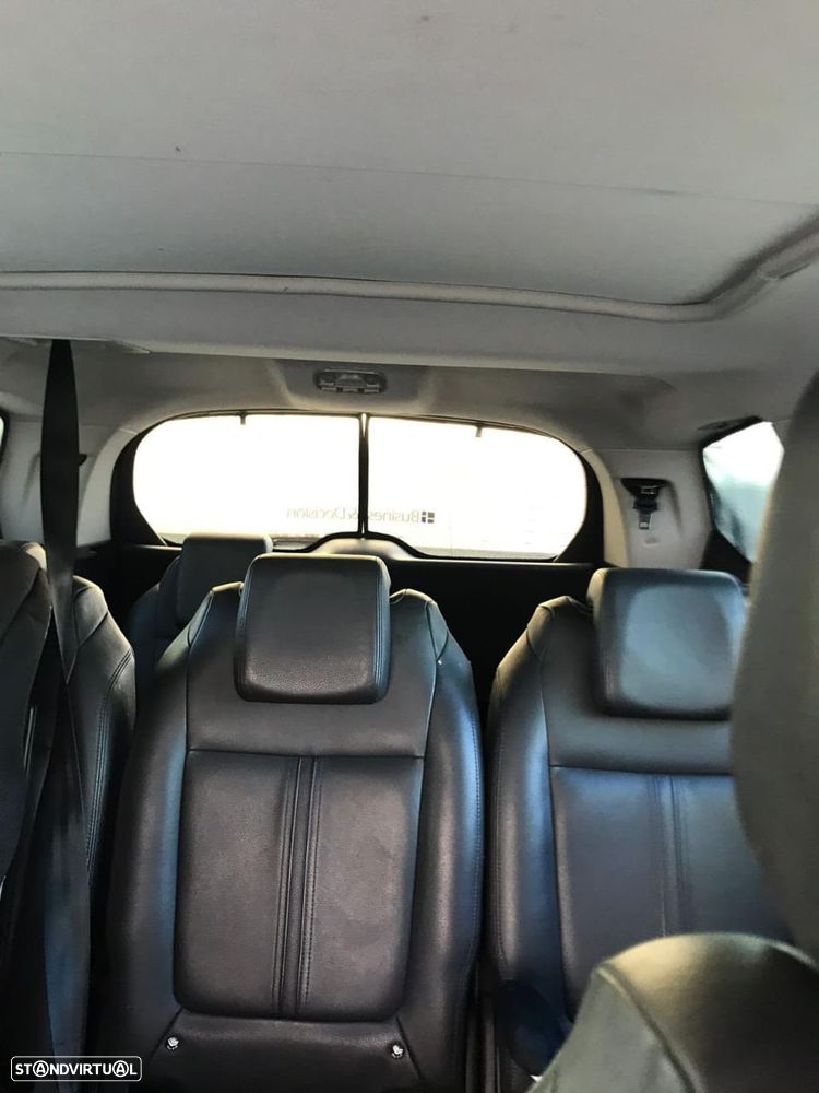Peugeot 5008 - 3