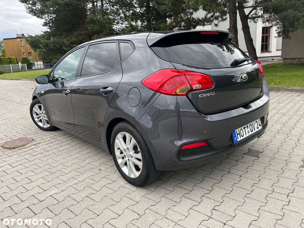 Kia Ceed 1.6 GDI Vision - 26