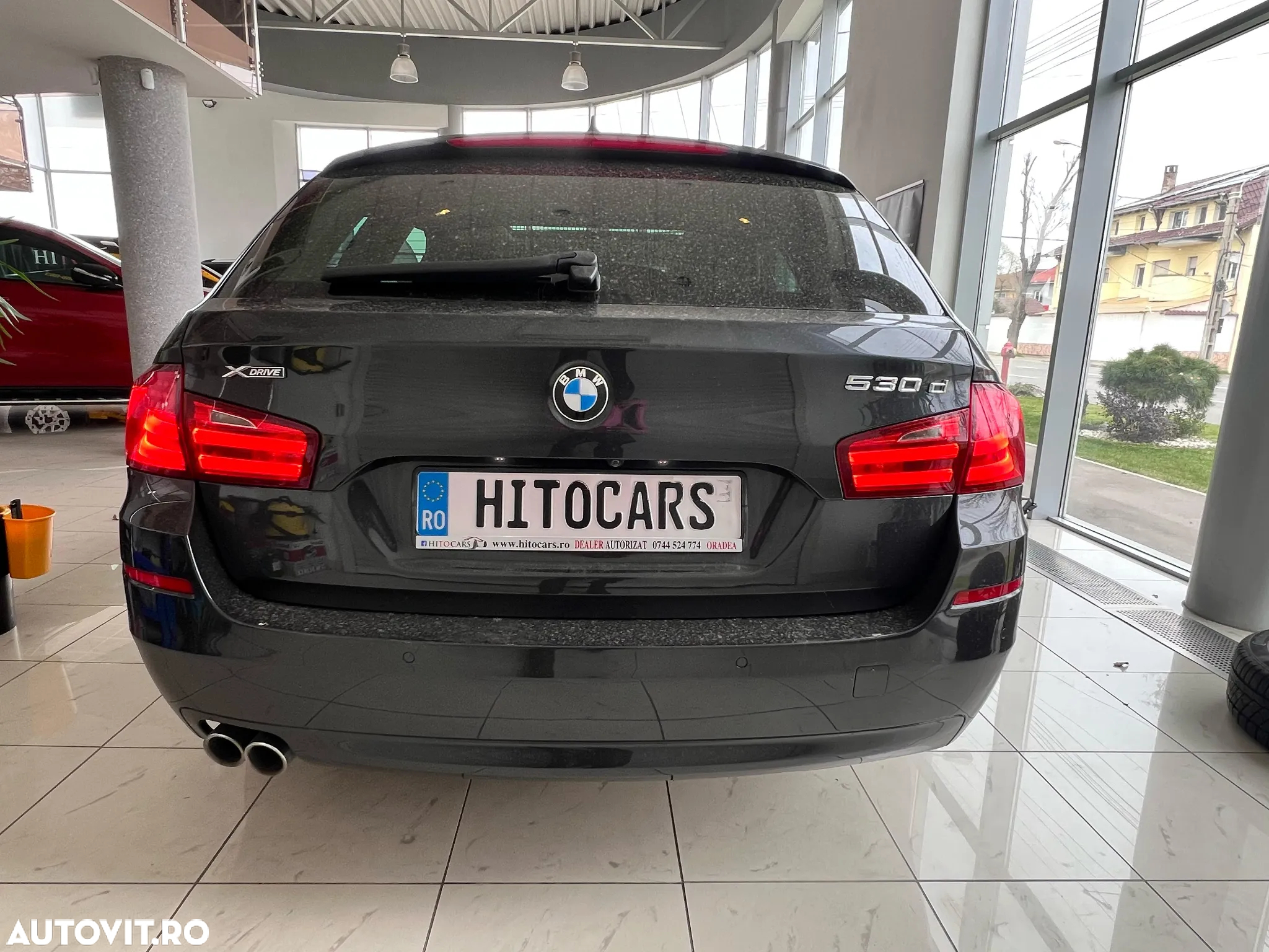BMW Seria 5 530d xDrive - 5
