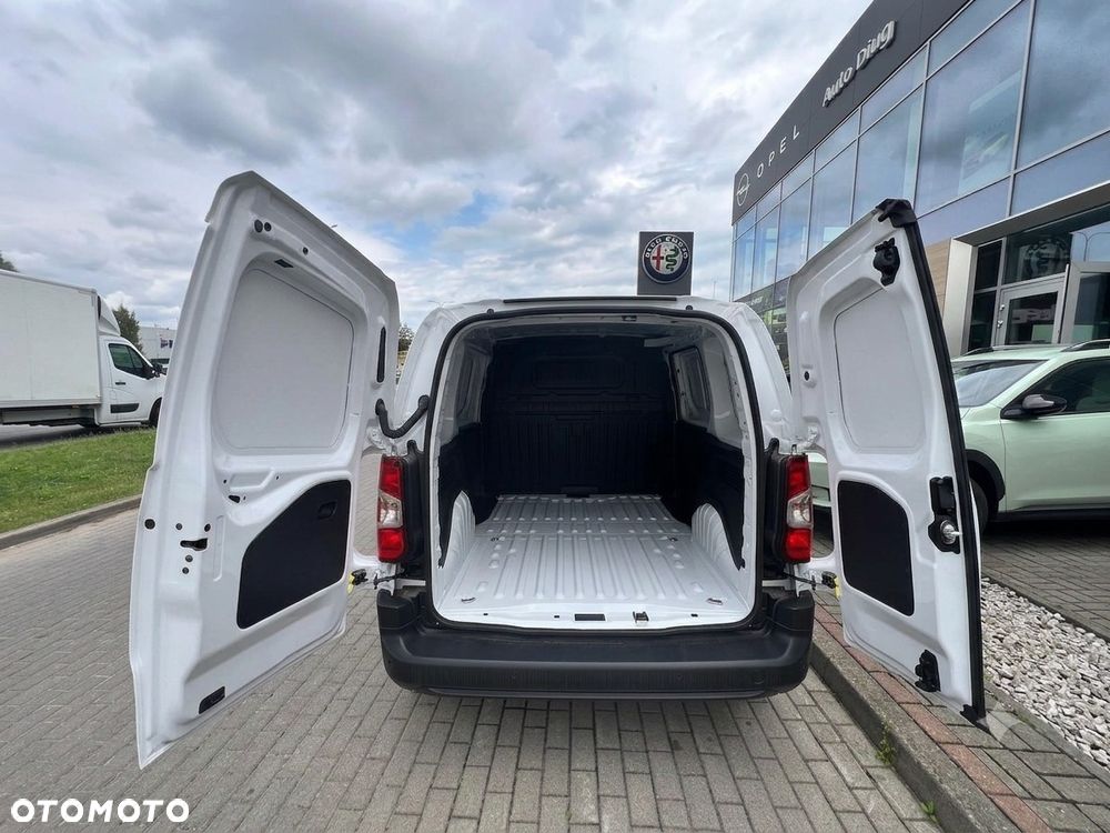 Opel Combo 1.2 Turbo Edition Plus S&S - 6