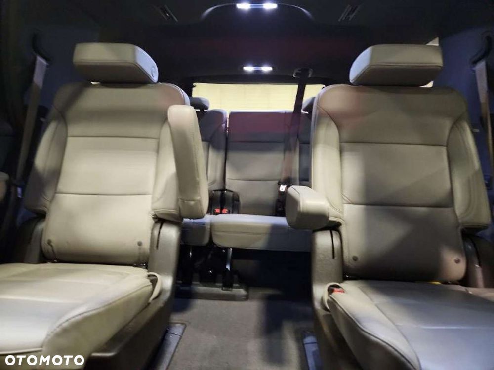 Chevrolet Tahoe - 12
