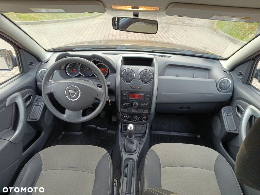 Dacia Duster 1.6 - 10