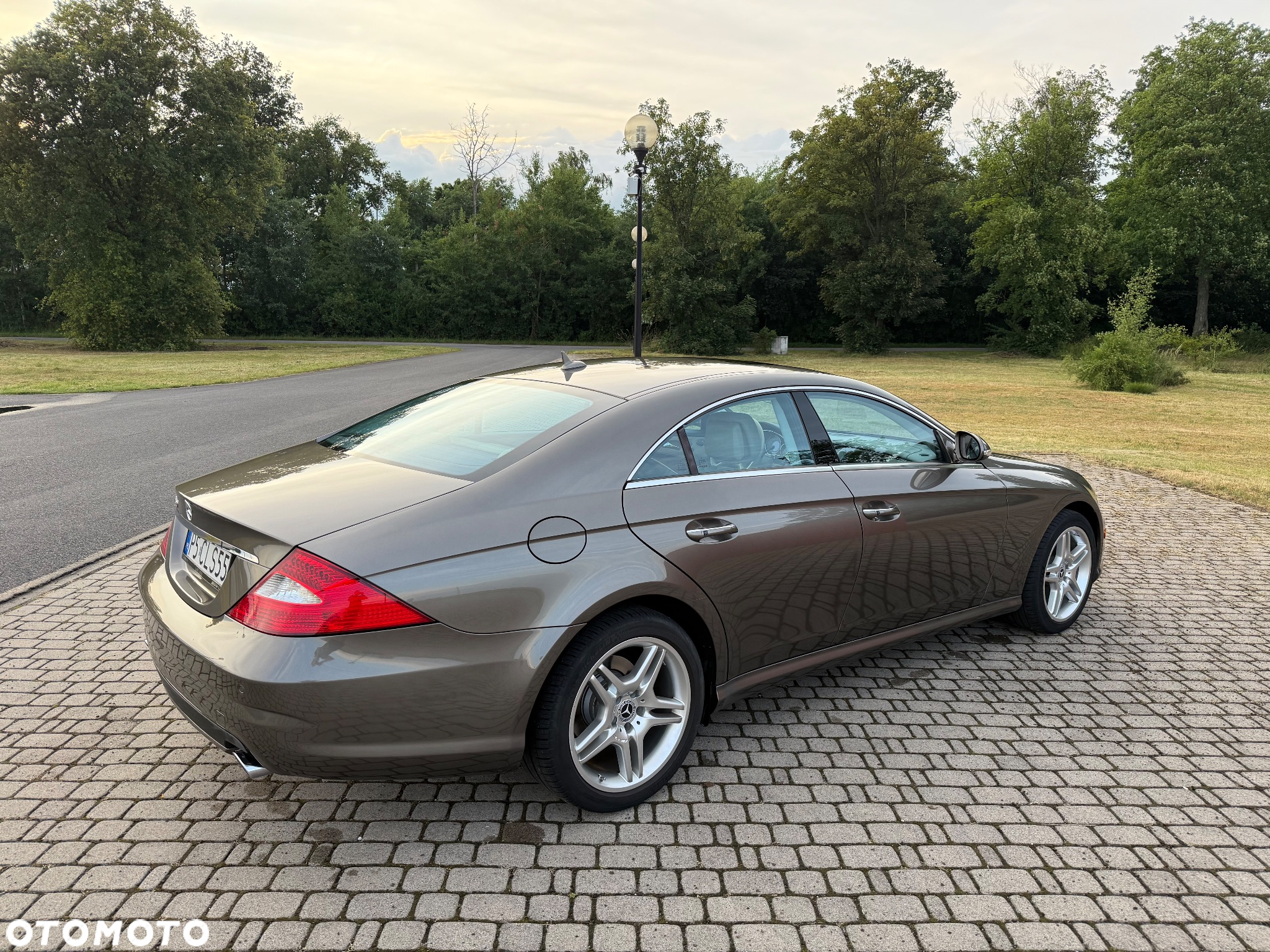 Mercedes-Benz CLS - 6