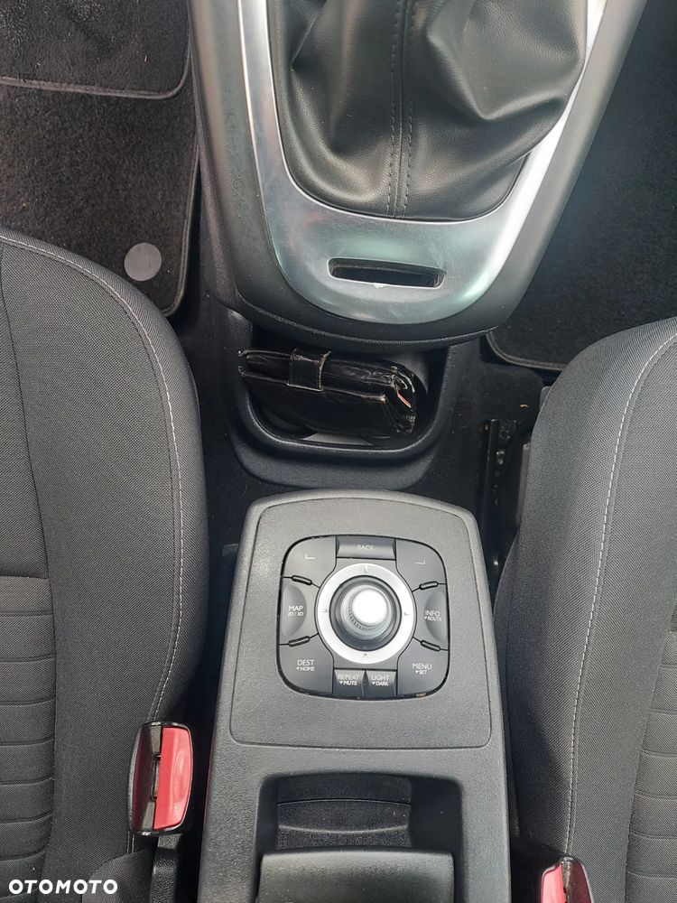 Renault Scenic 1.5 dCi Limited EDC - 18