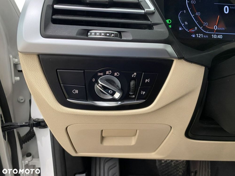 BMW X3 - 27