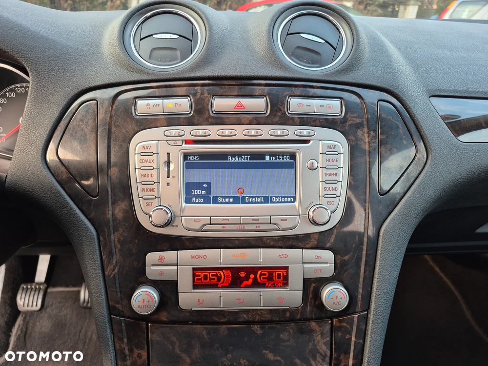 Ford Mondeo 2.0 Ghia Executive - 31