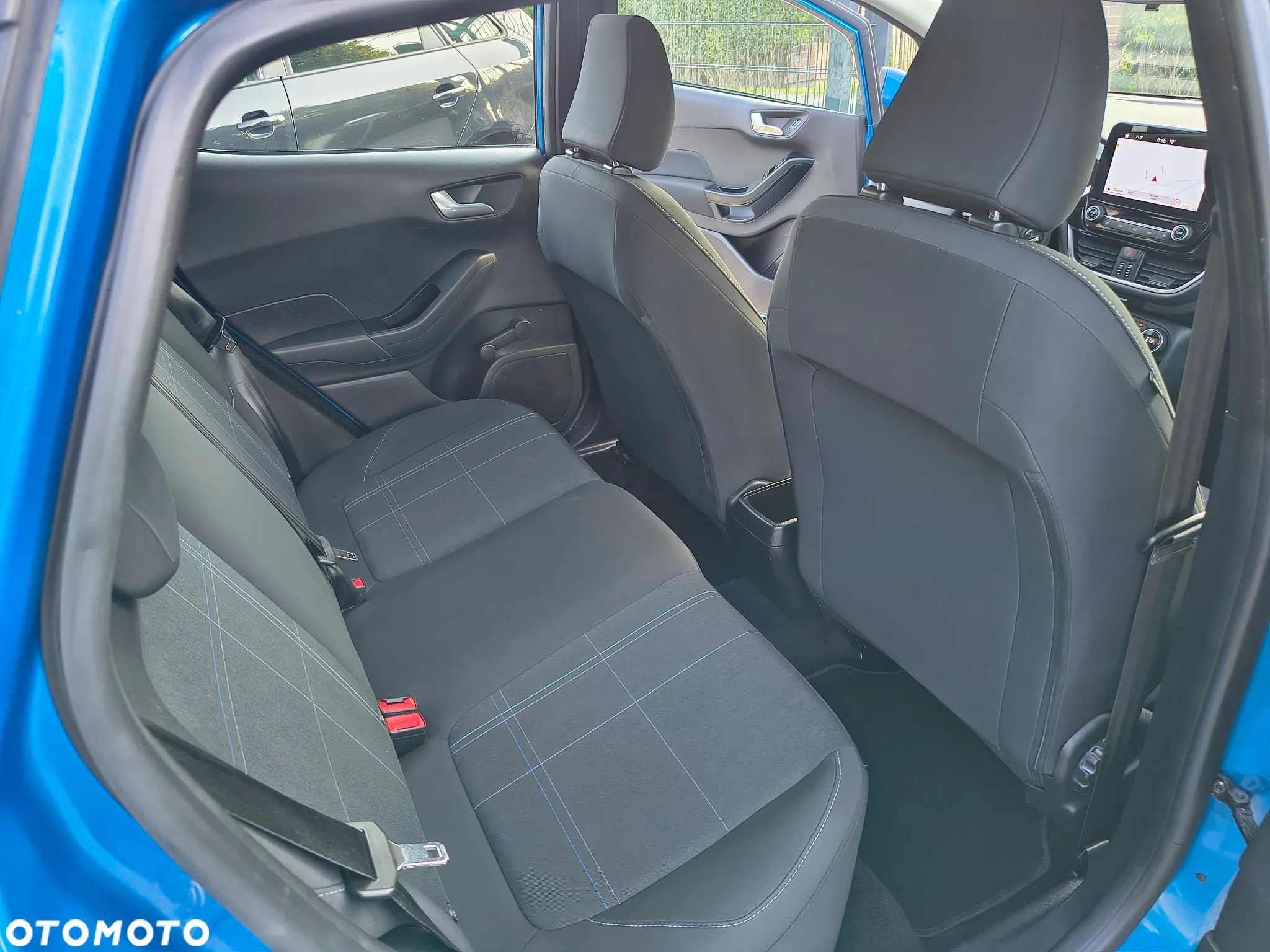 Ford Fiesta 1.0 EcoBoost S&S TITANIUM - 21