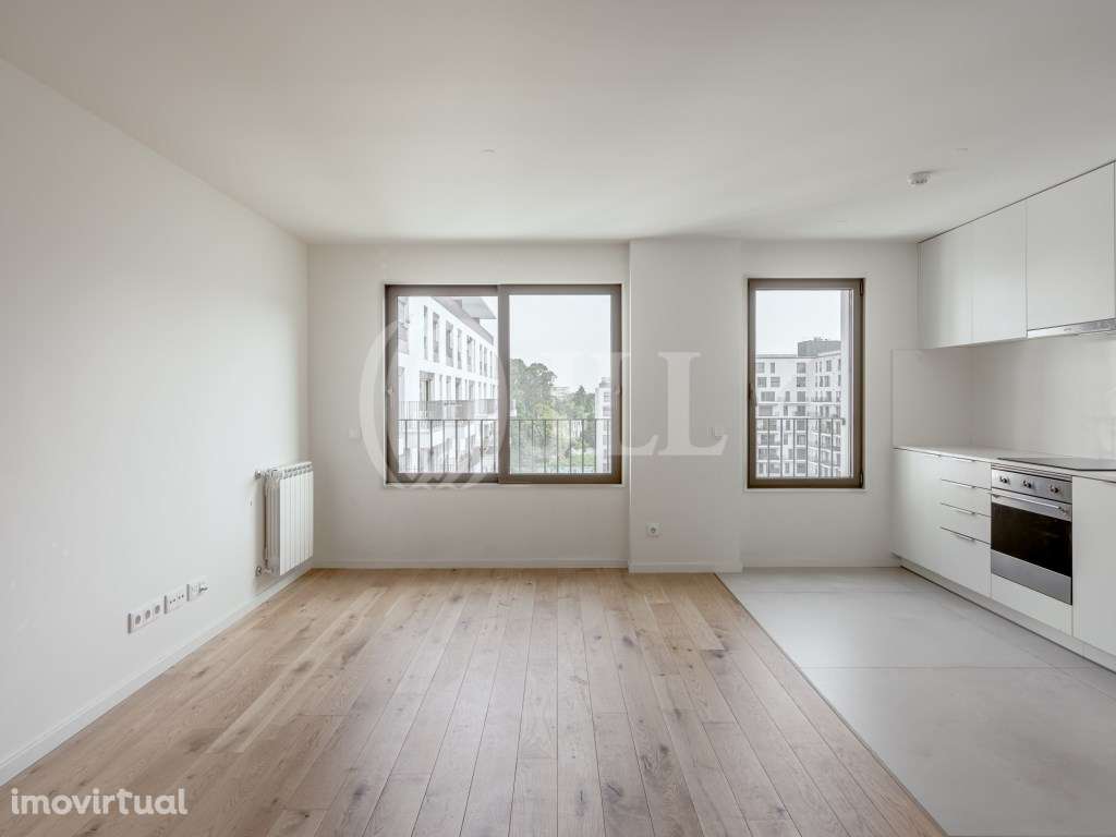 Apartamento T2, com estacionamento, nas Antas, Porto - Grande imagem: 2/30