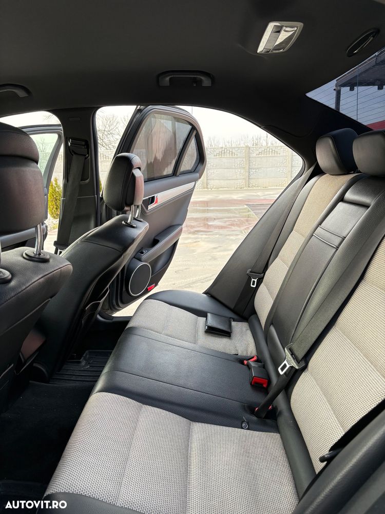 Mercedes-Benz C 220 CDI - 6