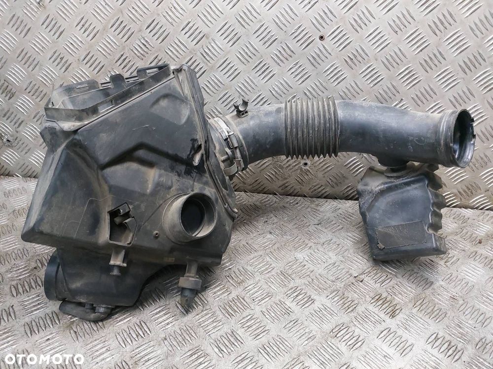 OBUDOWA FILTRA POWIETRZA + DOLOT AUDI Q5 8R 3.2 FSI 8K0133835E 06E129629S - 3