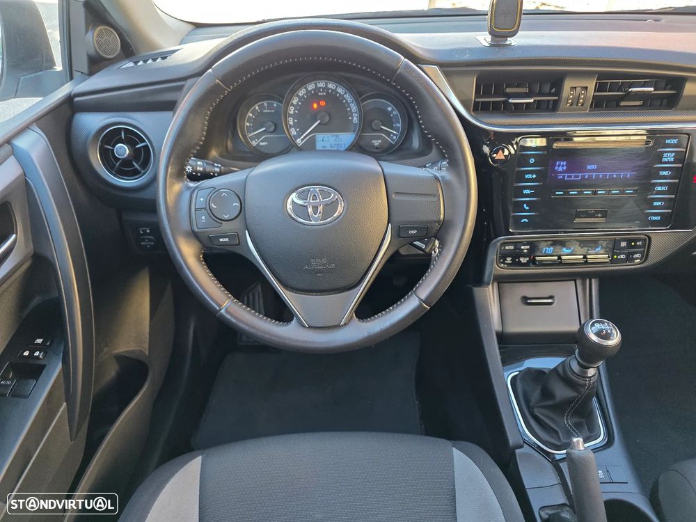 Toyota Auris Touring Sports 1.4 D-4D Comfort+Pack Techno - 7