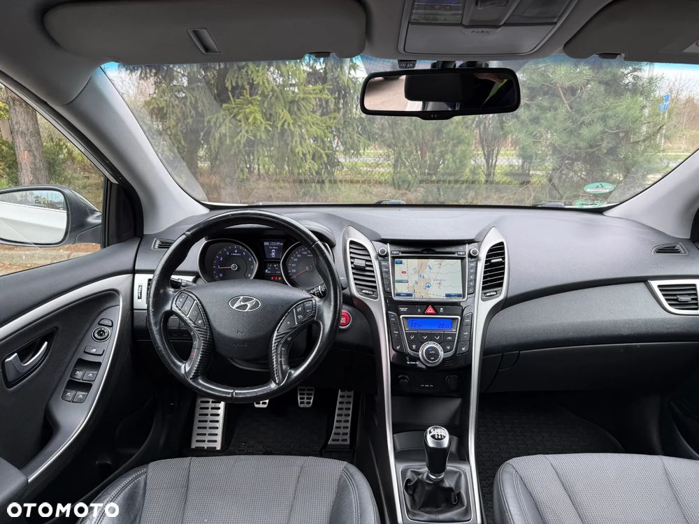 Hyundai i30 1.6 GDI Premium - 14