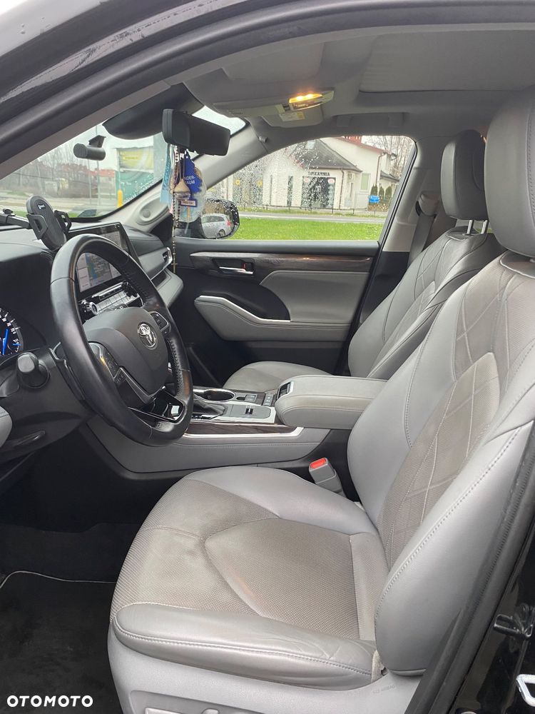 Toyota Highlander 2.5 Hybrid Executive Style - 12