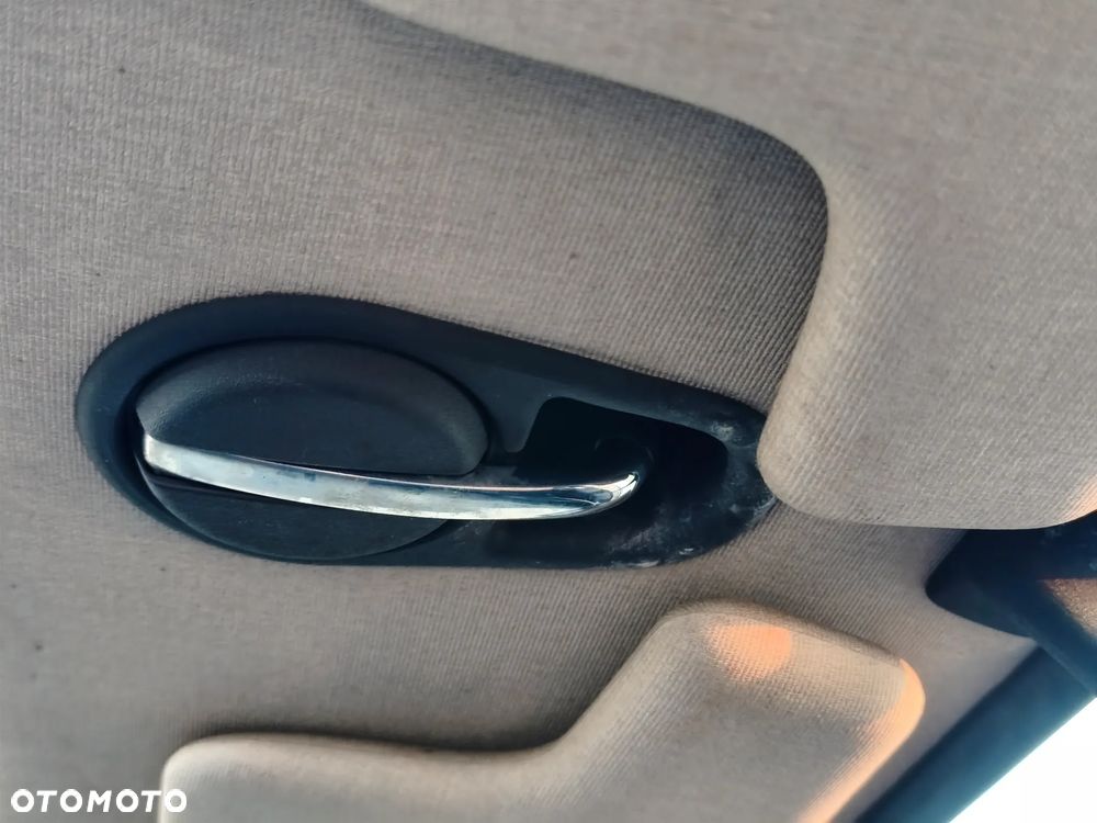BMW Seria 3 - 18