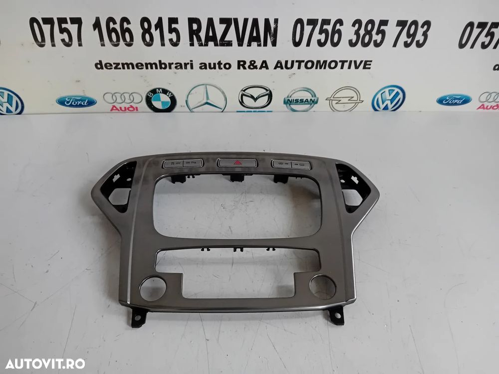 Ornament Trim Bord Consola Centrala Butoane Ford Mondeo MK4 2008-2013 - 1