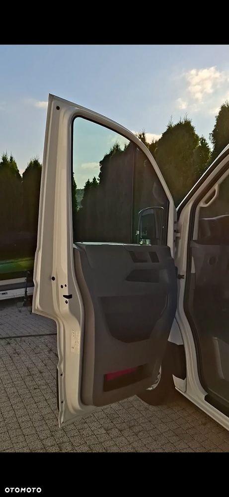 Volkswagen Crafter - 11