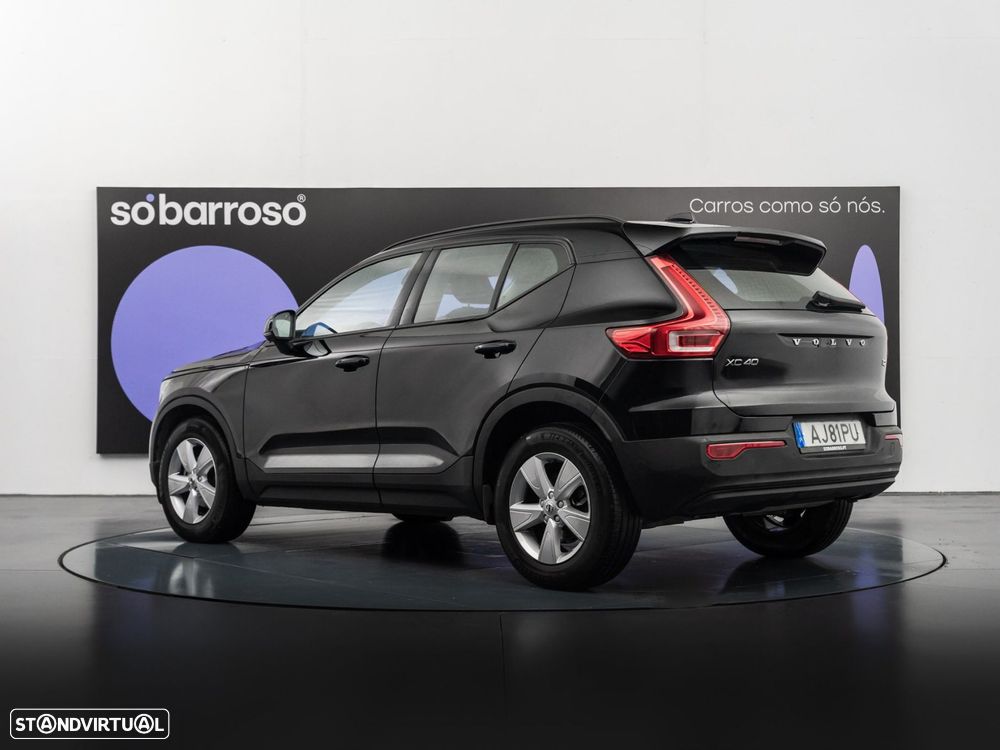 Volvo XC 40 1.5 T2 Momentum Core - 4