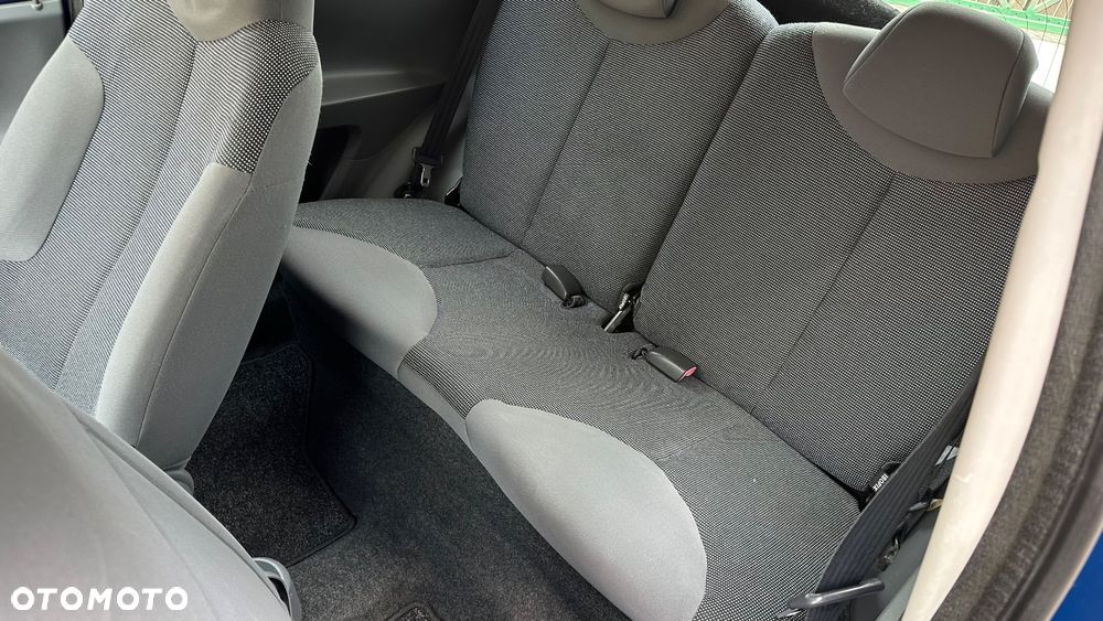 Peugeot 107 - 10