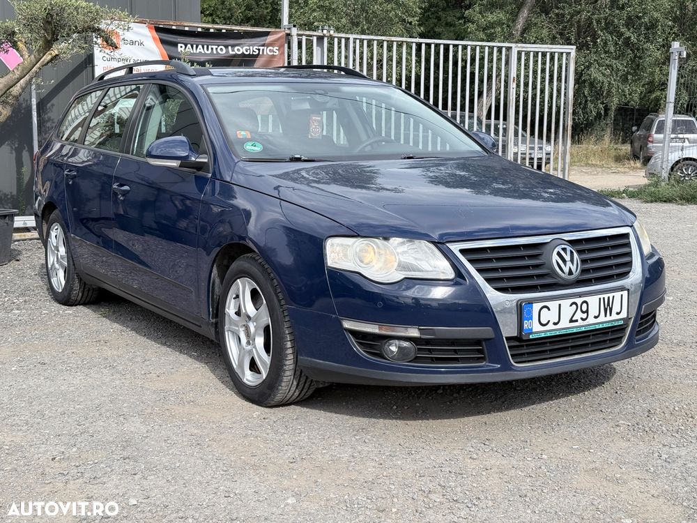 Volkswagen Passat - 1