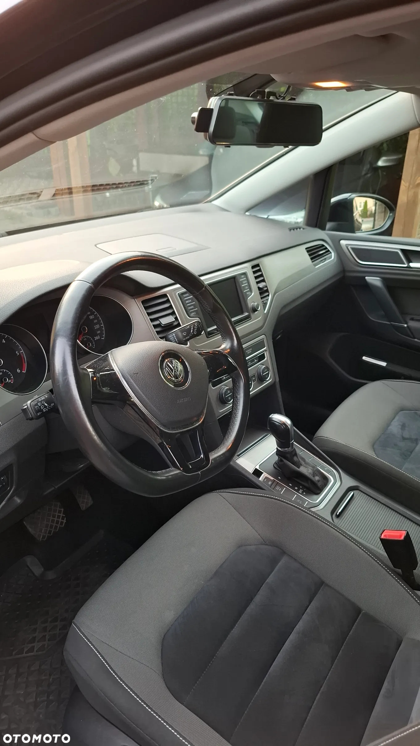 Volkswagen Golf Sportsvan 2.0 TDI SCR DSG Comfortline - 7
