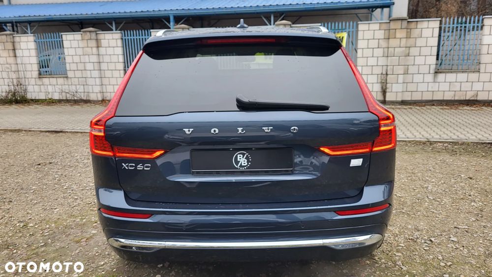 Volvo XC 60 T6 AWD Recharge Plus Bright - 7