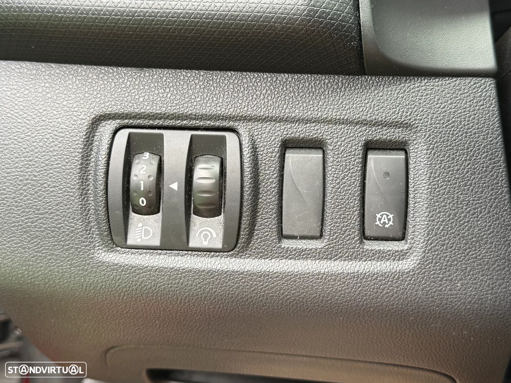 Renault Clio 0.9 TCe Limited Edition - 30