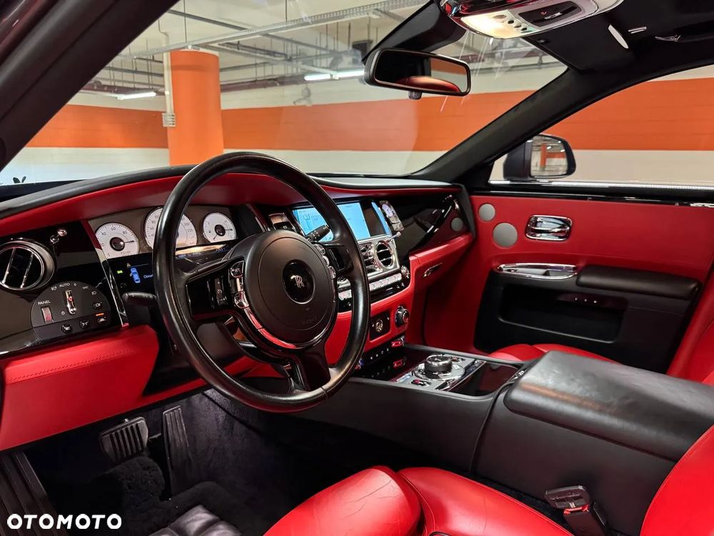Rolls-Royce Ghost Standard - 12