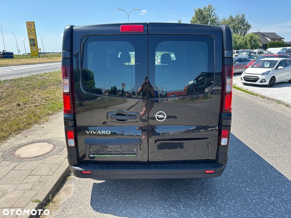 Opel Vivaro - 16