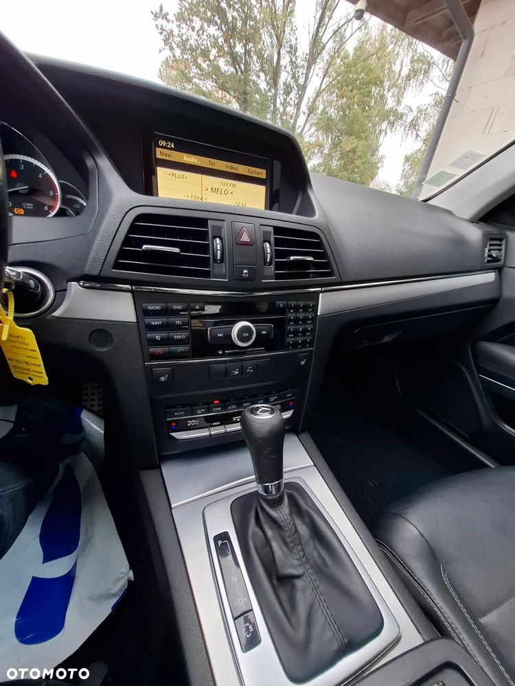 Mercedes-Benz Klasa E - 32