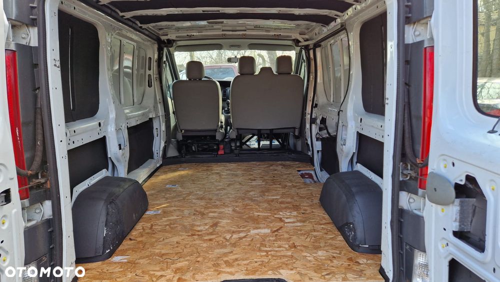 Opel Vivaro 2.0CDTI - 14