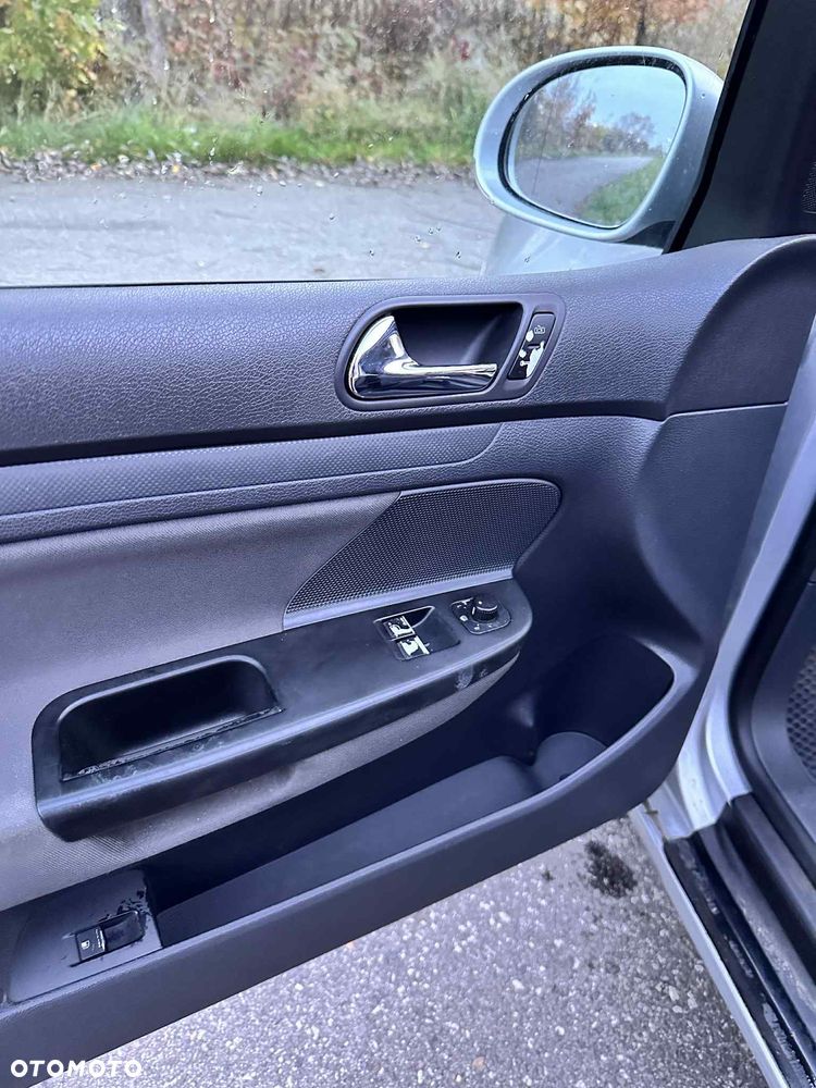 Volkswagen Golf IV 1.4 Basis - 15