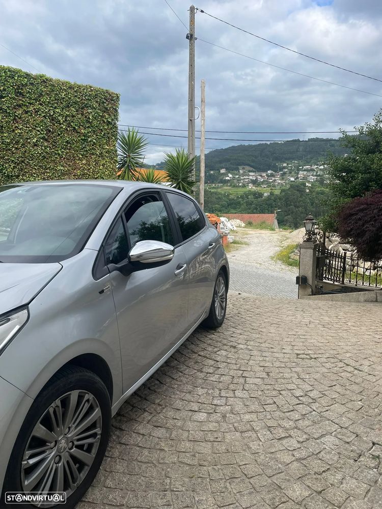Peugeot 208 1.2 PureTech Access - 4