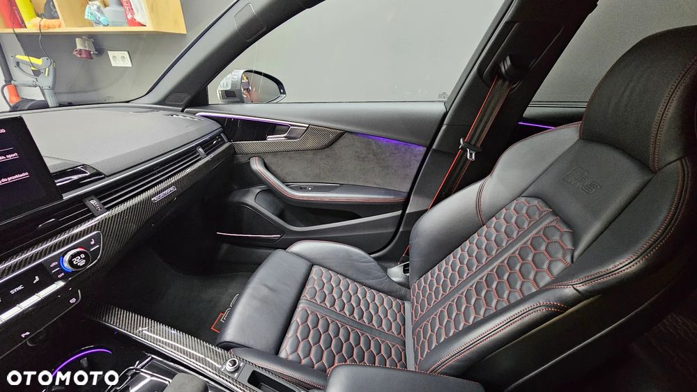 Audi RS4 Avant TFSI Quattro Tiptronic - 16