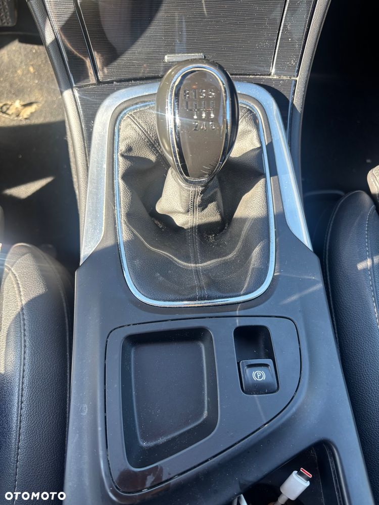 Opel Insignia - 19