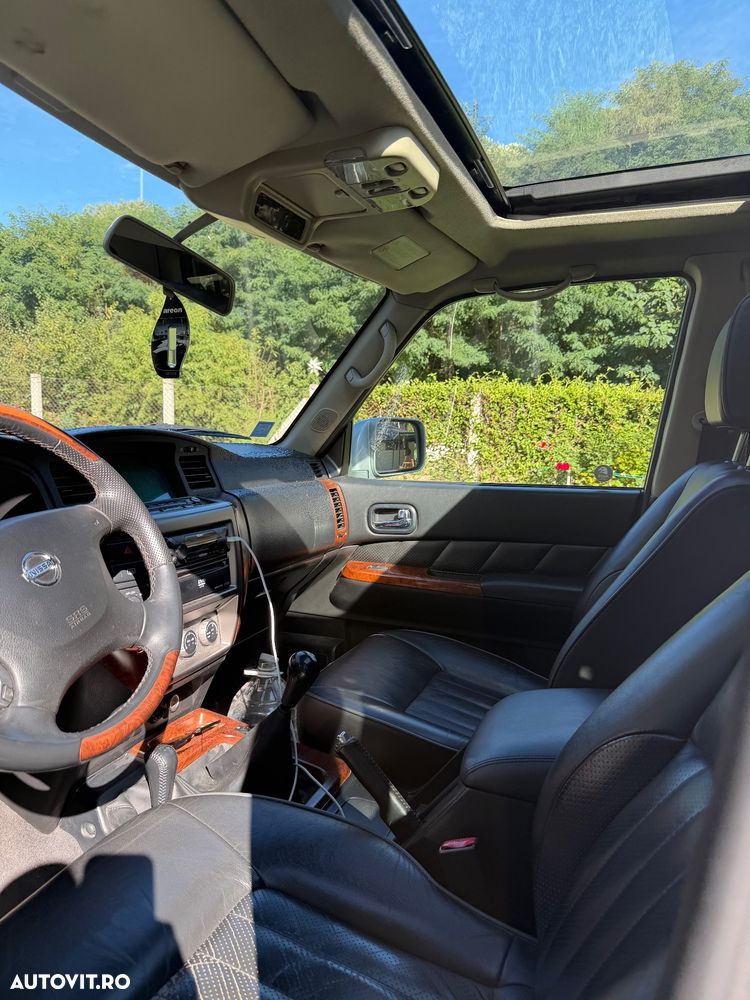 Nissan Patrol 3.0 TD Luxury Plus - 16