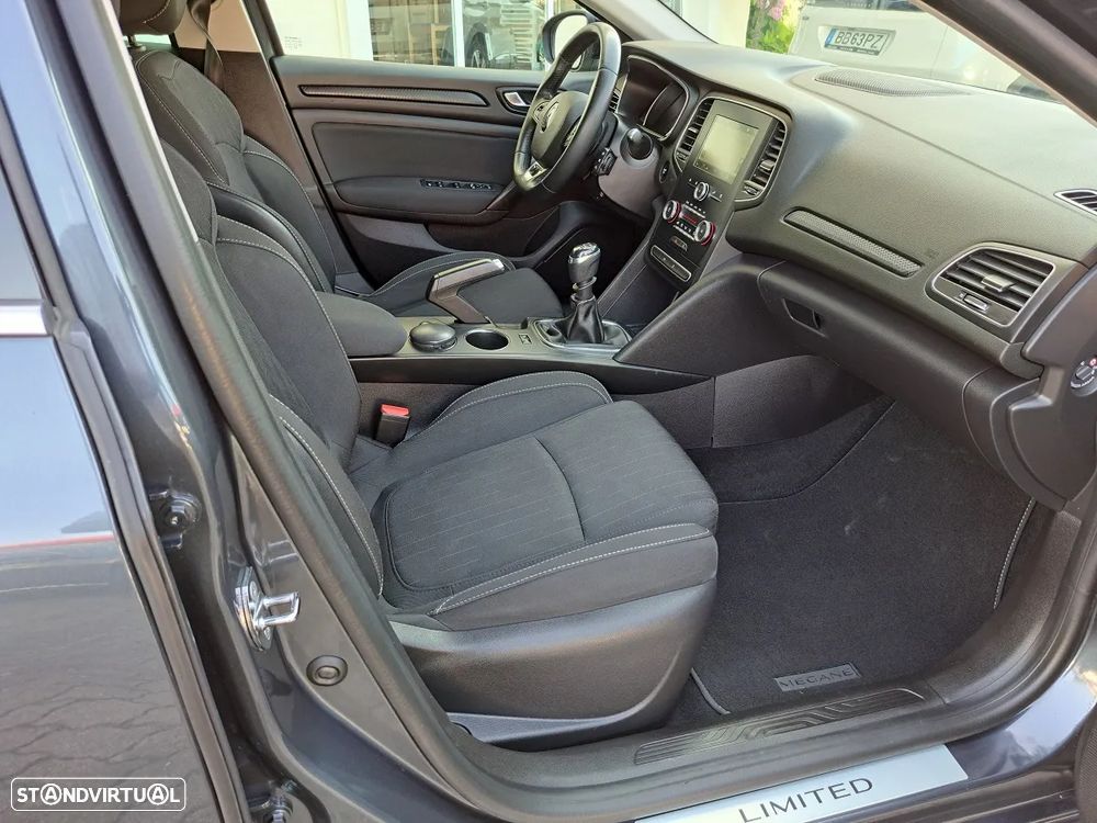 Renault Mégane Sport Tourer 1.5 Blue dCi Limited J17 - 11