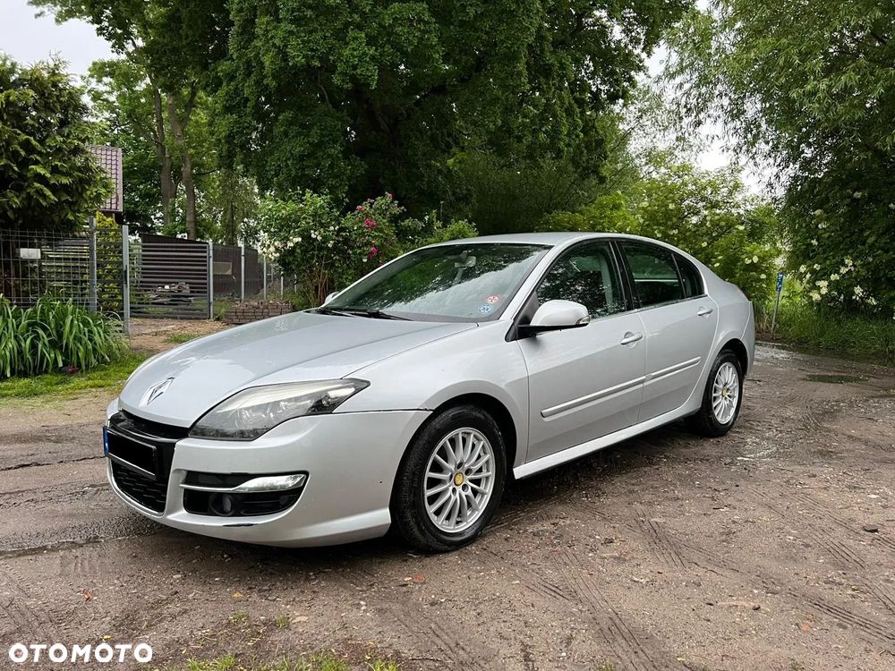 Renault Laguna - 1