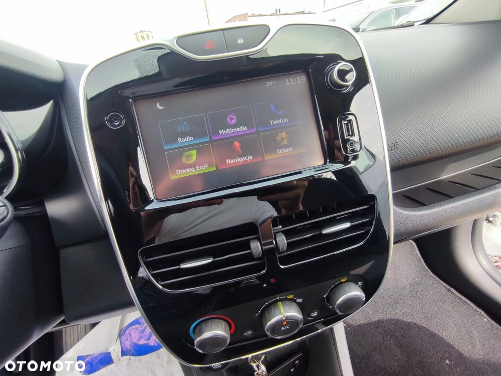 Renault Clio - 28