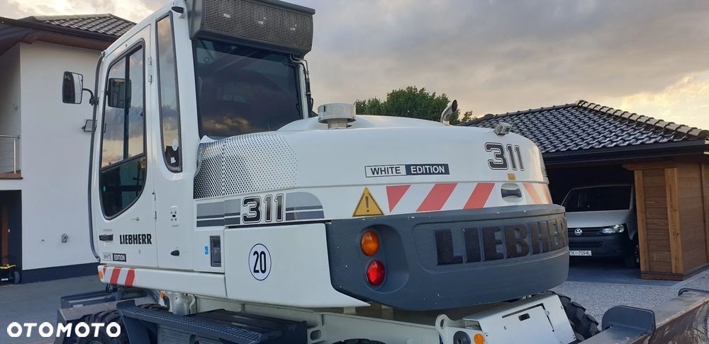 Liebherr 311 rok 2007 łyżka skarpowa hydr. + do kopania 2xpług klima oryginał - 22