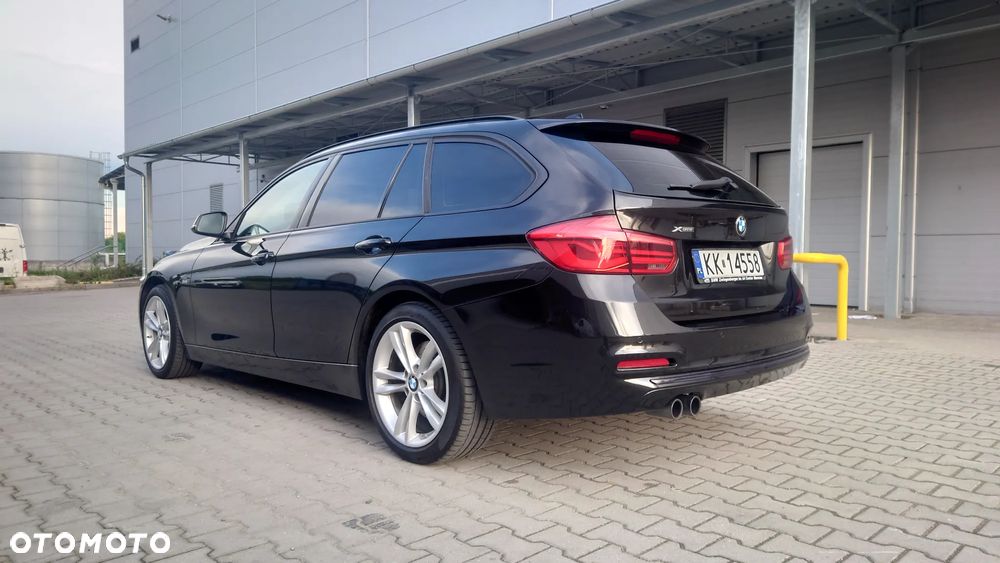 BMW Seria 3 330d Sport Line - 16