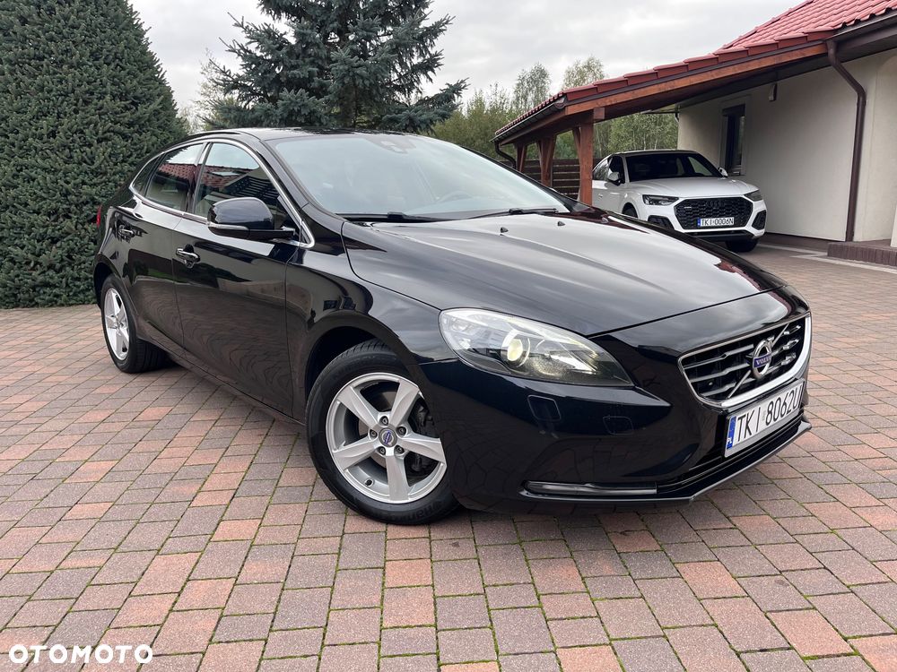 Volvo V40 D2 Momentum - 32