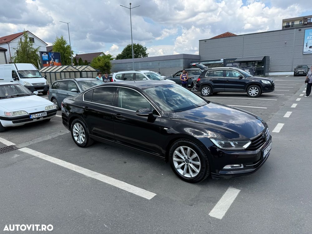 Volkswagen Passat - 5