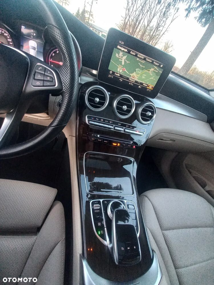 Mercedes-Benz GLC - 7