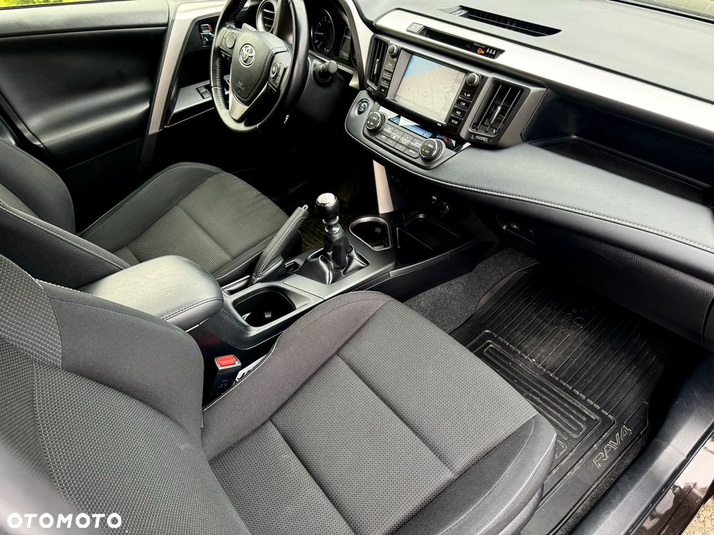 Toyota RAV4 2.0 Active - 9