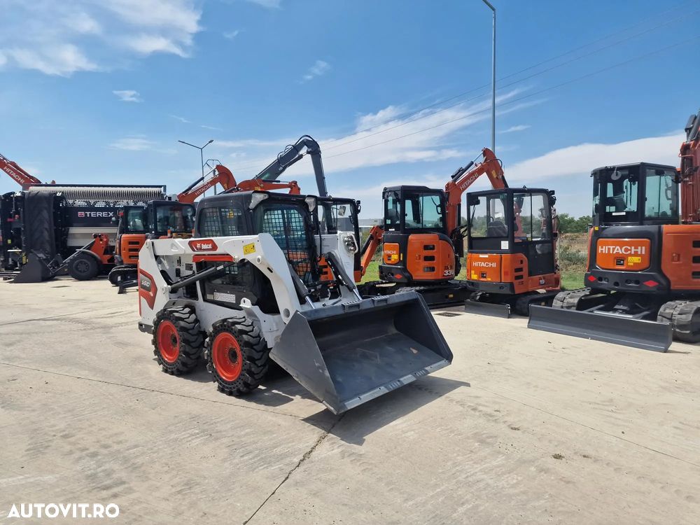 Bobcat S510, ANVELOPE PLINE, USA CABINA, AER CONDITIONAT, ridica 810kg, motor 55CP Kubota, Masa operatinalal 2,8t, L 3,4m x latime 1,75m x inaltime 1,95m, cupa 1mc, posibilitate leasing 41.900 EUR+Tva - 15